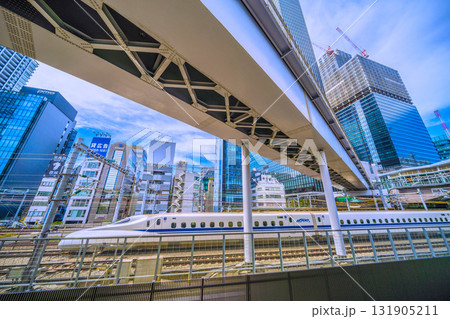 日本の東京都市景観　浜松町駅や世界貿易センタービルディング新本館・ターミナル建設工事、新幹線など 131905211