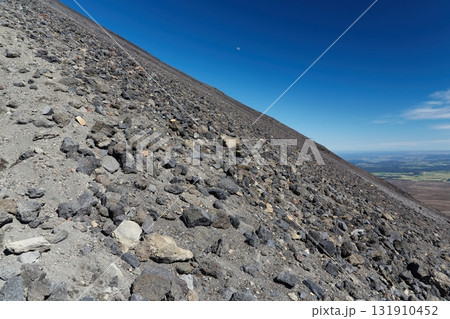 Steep climb on volcano Mount Ngauruhoe New Zealand 131910452