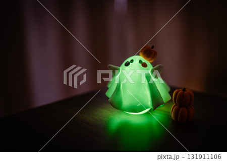 カラフル ハロウィンおばけとかぼちゃ カラフル ハロウィンおばけとかぼちゃ 131911106