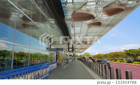 Departure Hall Of Terminal 4 Of Changi Airport, Singapore. 131914788