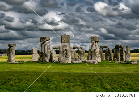 Mystic Stone Formation Of Stonehenge Near Salisbury In The United Kingdom Mystic Stone Formation Of Stonehenge Near Salisbury In The United Kingdom 131919761