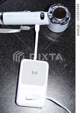 モバイルバッテリー　ハンディーファン 131925448