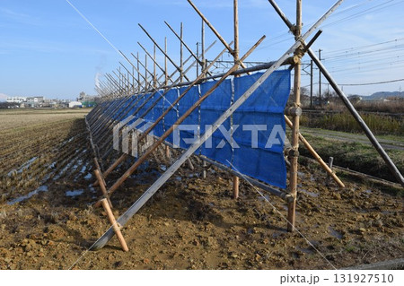 防雪柵 雪国の線路の吹雪対策 131927510