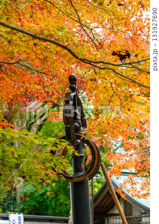 【東京都】色づき始めた紅葉が綺麗な高尾山薬王院 131927690