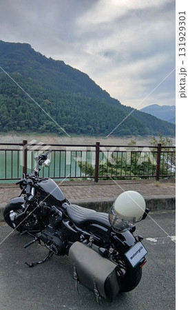 バイクと自然 バイクと自然 131929301