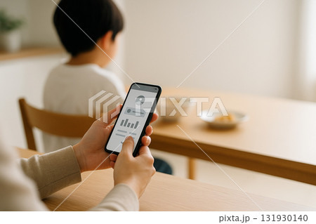 家族をそっと見守る朝 131930140