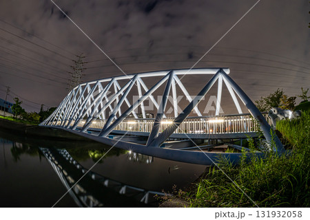 潮風の丘緑地 潮風橋夜景 131932058