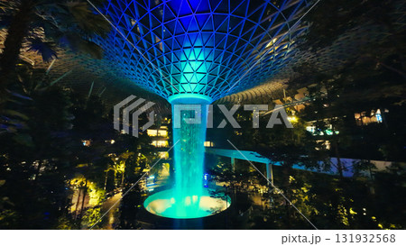 チャンギ空港ジュエル 131932568