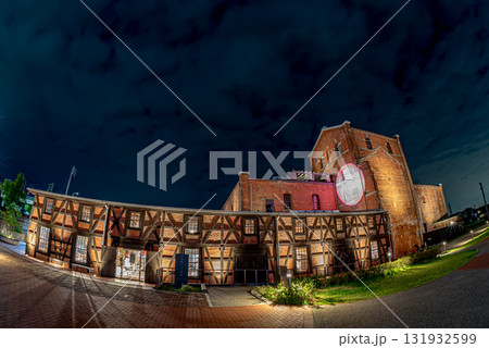 半田赤レンガ建物 ライトアップ 131932599