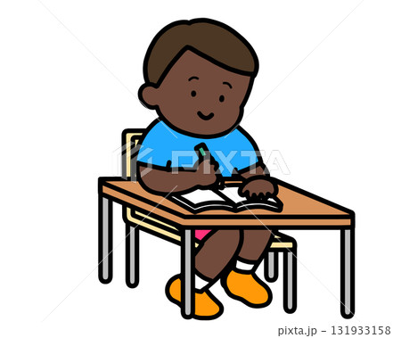 ノートに書く黒人の男の子 ノートに書く黒人の男の子 131933158