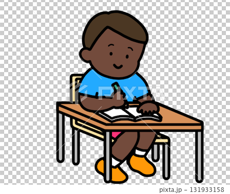 ノートに書く黒人の男の子 ノートに書く黒人の男の子 131933158