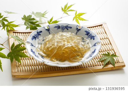 鰹だしで食べるところてん 鰹だしで食べるところてん 131936595