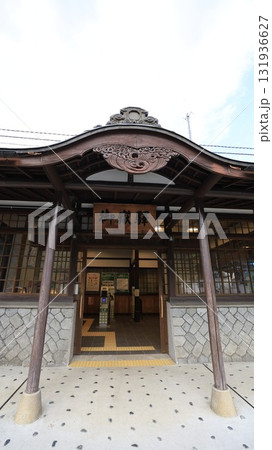 JR青梅線の御嶽駅駅舎 131936627