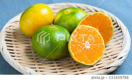 極早生みかん 131939766