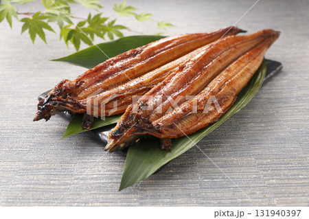 うなぎ蒲焼 2尾 うなぎ蒲焼 2尾 131940397