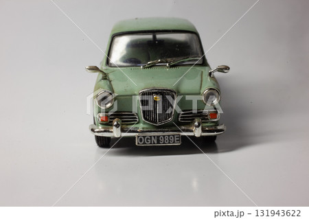 ミニカー 131943622