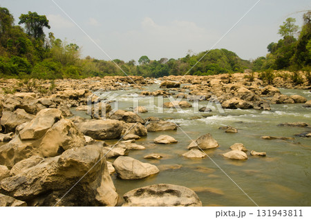 Ben Cu rapids. Ben Cu rapids. 131943811