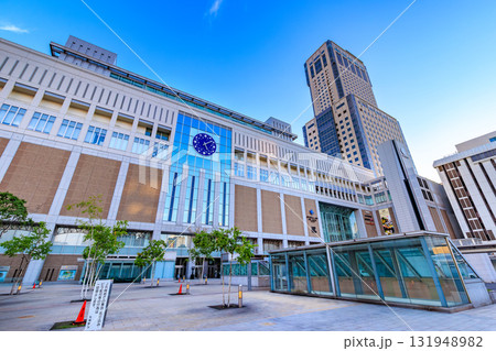 北海道 札幌市 早朝の札幌駅 北海道 札幌市 早朝の札幌駅 131948982