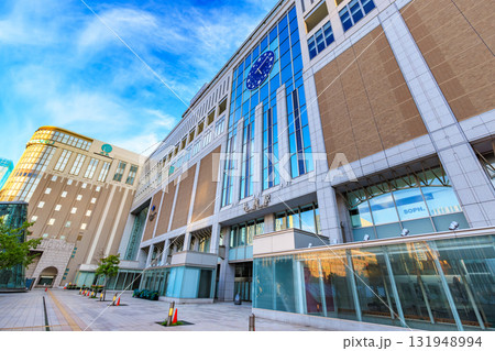 北海道　札幌市　早朝の札幌駅 131948994