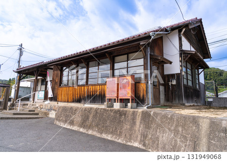 JR津山線　建部駅　秋の風景3　岡山県岡山市北区 131949068