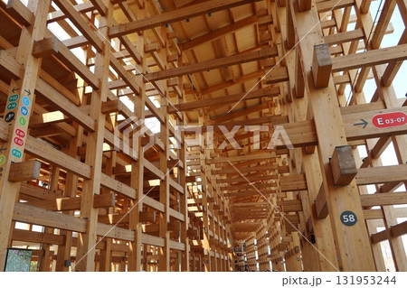 大阪・関西万博の大屋根リング(EXPO2025) 131953244