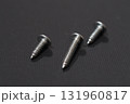 並べたネジ 131960817