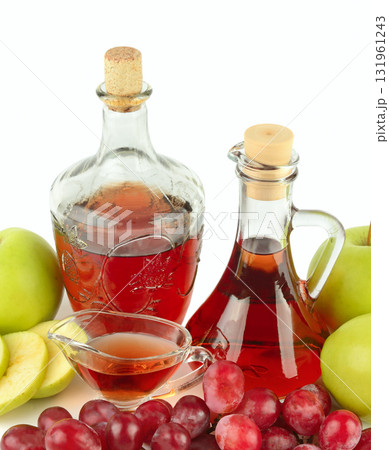 Healthy Fermented Apple and Grape Beverages Healthy Fermented Apple and Grape Beverages 131961243