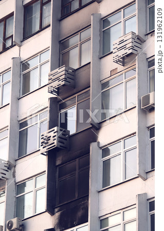 Fire in a multi-storey building Fire in a multi-storey building 131962109