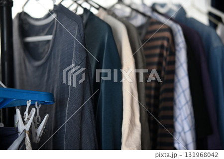 部屋干しの洗濯物 部屋干しの洗濯物 131968042