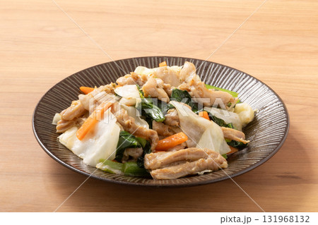 鶏せせり 野菜炒め 鶏せせり 野菜炒め 131968132