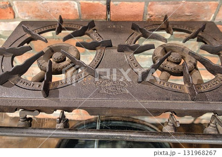 レトロな五徳 131968267