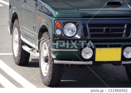 自動車イメージ　スズキ2代目ジムニーのフロントマスク 131968402