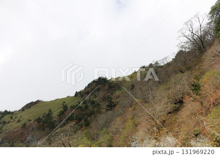 秋の石鎚山系 秋の石鎚山系 131969220