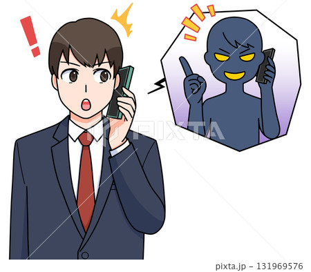 詐欺電話の対応をする男子学生 131969576