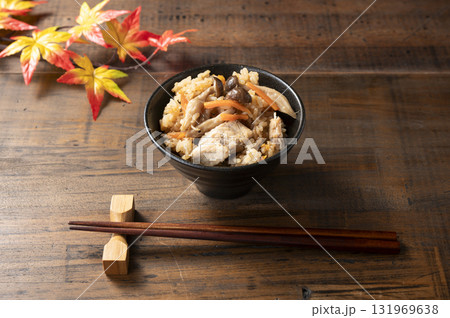 鮭缶ときのこの炊き込みごはん 131969638
