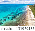 宮古島から橋で行ける来間島の長間浜 131970435