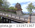 諏訪高島城の冠木門の橋と天守（長野県諏訪市） 131971367