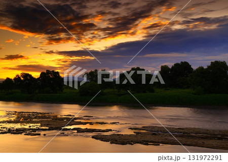 岩手県花巻市 朝焼けのイギリス海岸 岩手県花巻市 朝焼けのイギリス海岸 131972291