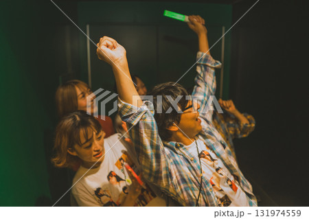 supporting my fave 131974559