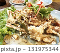 美味しそうなソフトシェルクラブのフライ 131975344