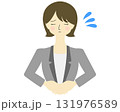 汗をかいて謝罪する女性　ボブ外はね 131976589