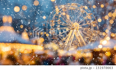 冬の夜に輝く観覧車とクリスマスマーケット。光と雪が彩る幻想的な風景 131978663