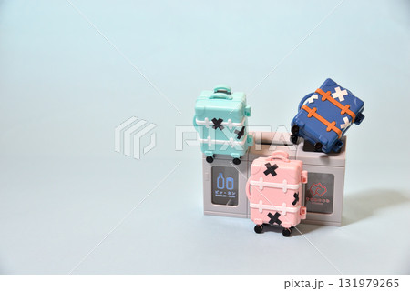 捨てられたキャリーバッグ(ゴミ問題)イメージ 捨てられたキャリーバッグ(ゴミ問題)イメージ 131979265