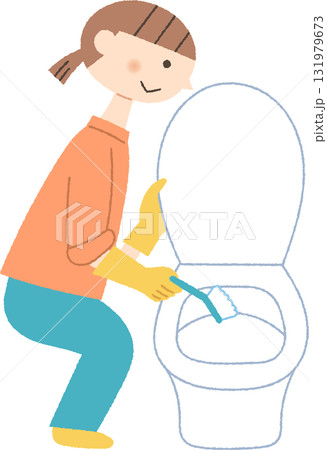 トイレをブラシで磨く女性 131979673