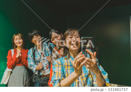 supporting my fave supporting my fave 131981737