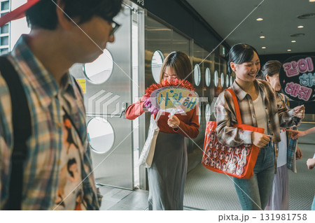 supporting my fave 131981758