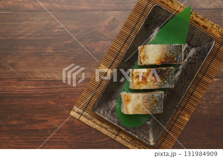 焼き鯖寿司 131984909