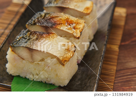 焼き鯖寿司 131984919