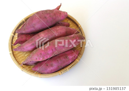 採れたてのサツマイモ（紅はるか） 131985137