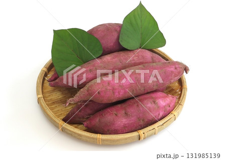 採れたてのサツマイモ（紅はるか） 131985139